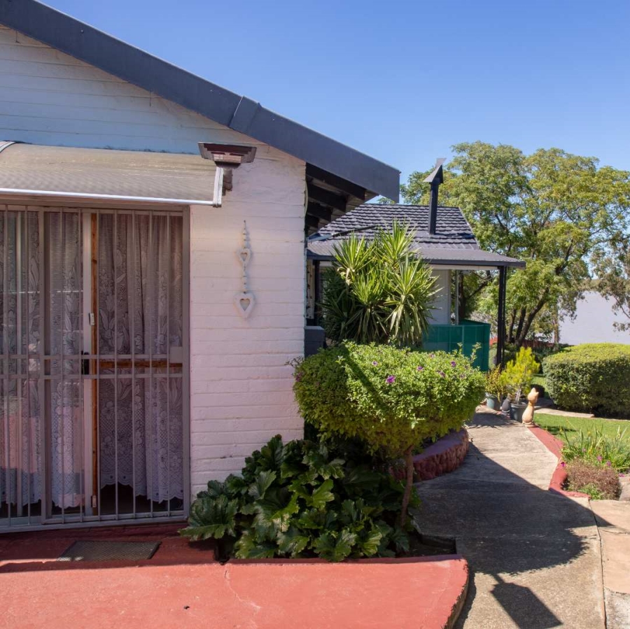 4 Bedroom Property for Sale in Oranjeville Free State